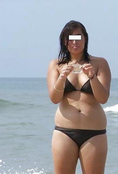 6P Beach Girl
