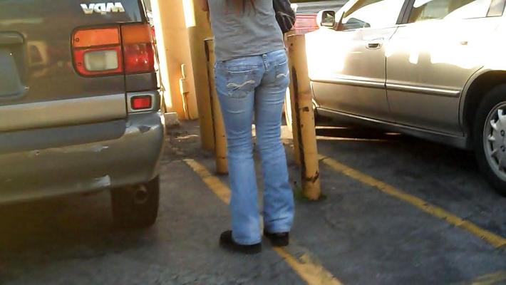 4P Pattys nice tight butt ass in jeans in the parking alot
