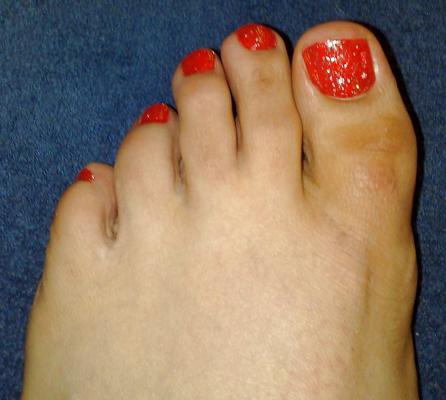 9P Nail polish glitter feet 