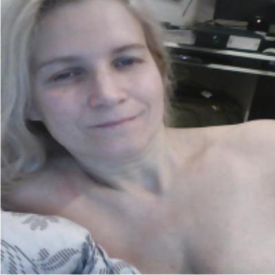 15P Blonde Russian MILF Tania