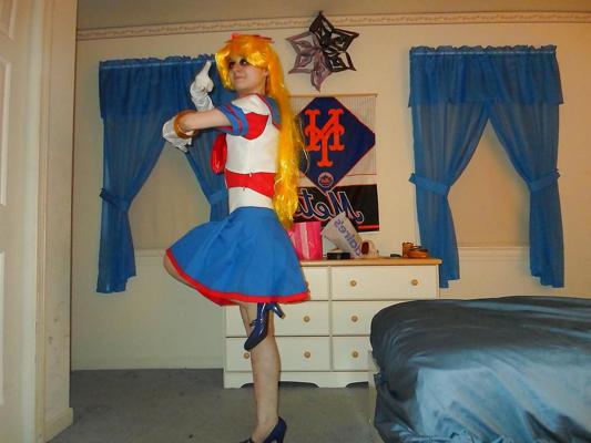 5P セーラーVコスプレ