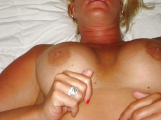 25P Amateur mature blonde.