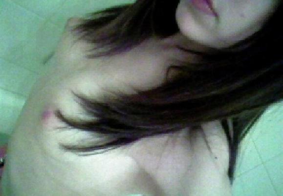 25P Lusty & Bust Teen Selfies 39