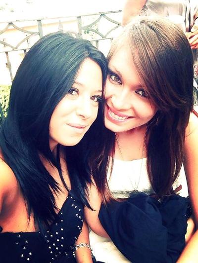 19P Hot italian Federica and friends