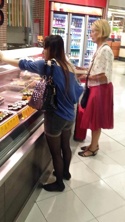 25P 中国のふしだらな女屋外