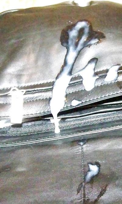 8P レザーハンドバッグが犯される
