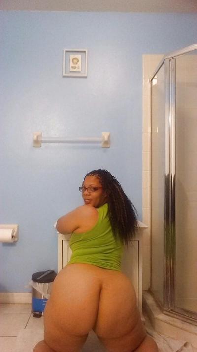 4P Would you cum inside? :)