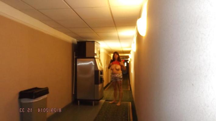 5P Flashing at the our hotel the la quinta inn