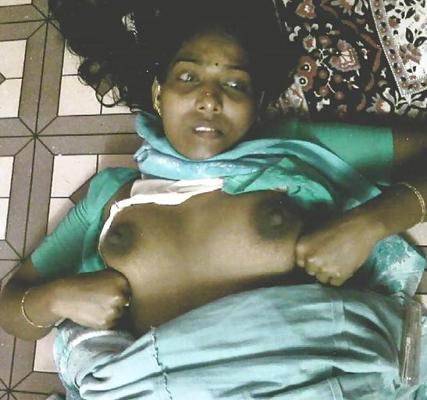18P Desi mom