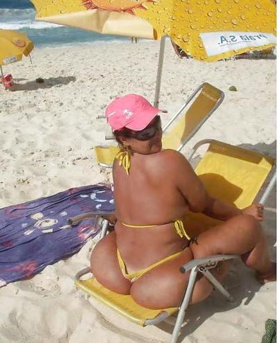 22P Mamie bikini oui