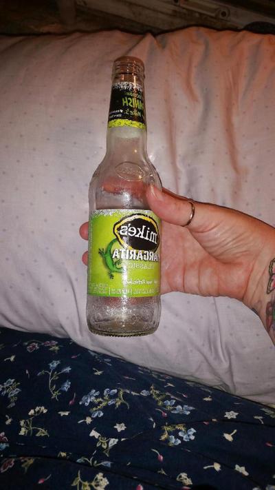 4P Mike's hard bottle