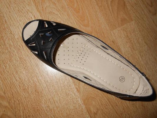 23P Black leather ankle boots from the kaufland