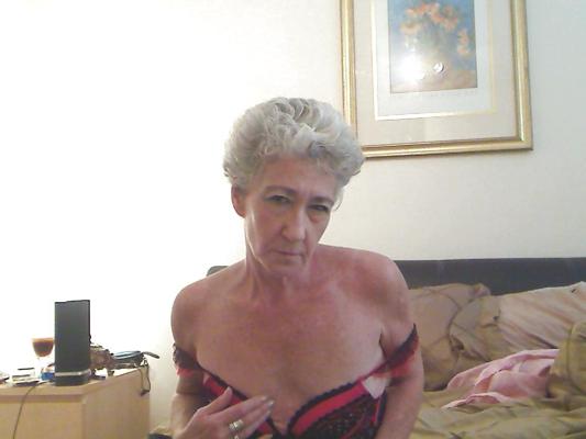 9P AINE in black and red babydoll :)