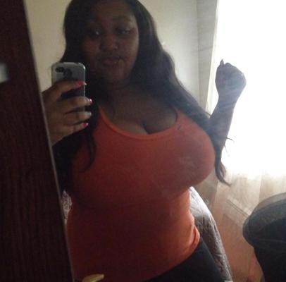 5P Énormes seins en ébène du New Jersey - Anyai
