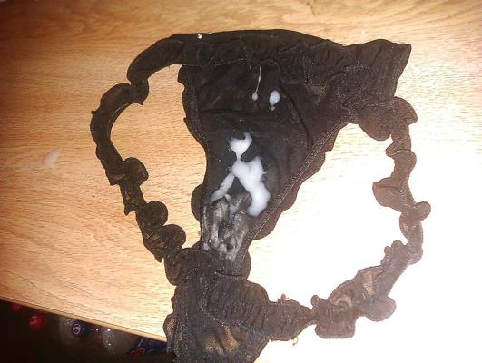 4P Английские девушки в грязных трусиках