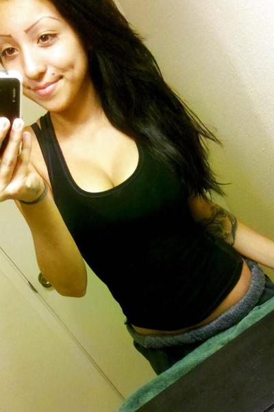 13P Sexy spanish mami