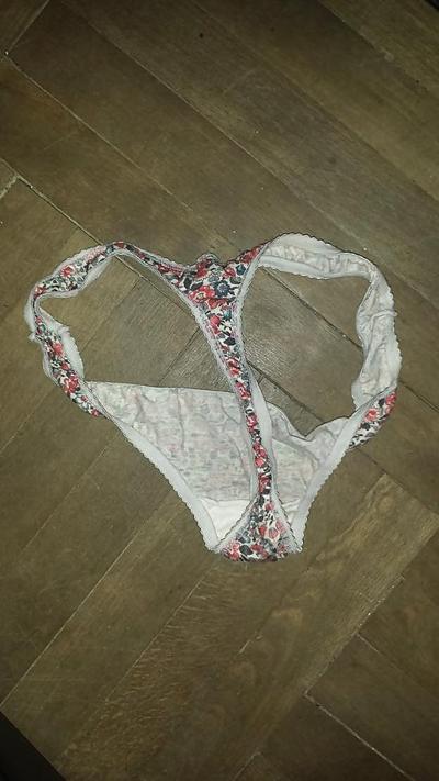 9P Thong Voyeur