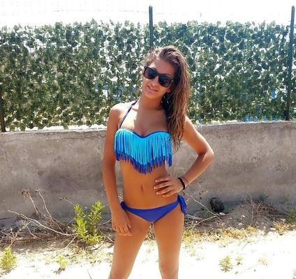 25P Kiara P. young busty italian sexy bikini teen