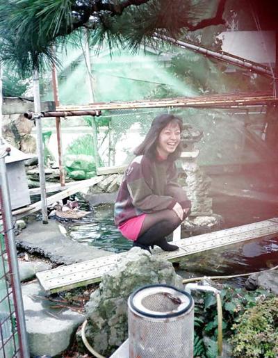 20P Japanese Married Woman 15