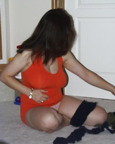 5P MY WIFE IN HER ORANGE DRESS
