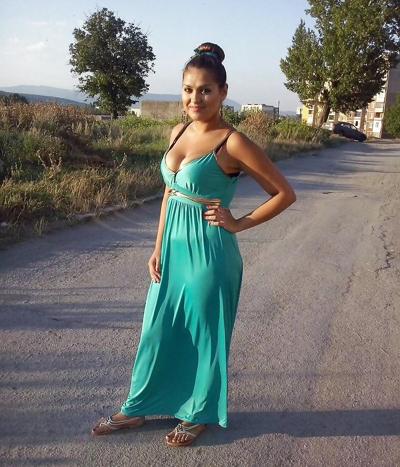 25P Beautiful BG gypsy girl with big tits