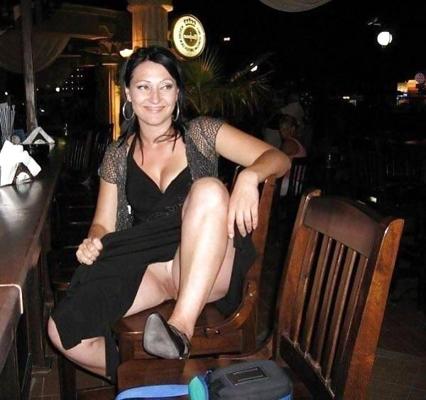 25P Upskirts And Pussy Flashing 4
