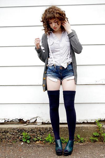 12P Knee High Socks