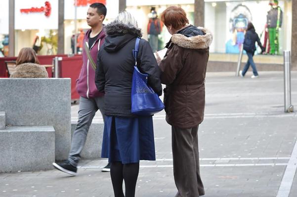 6P British Milf Kim