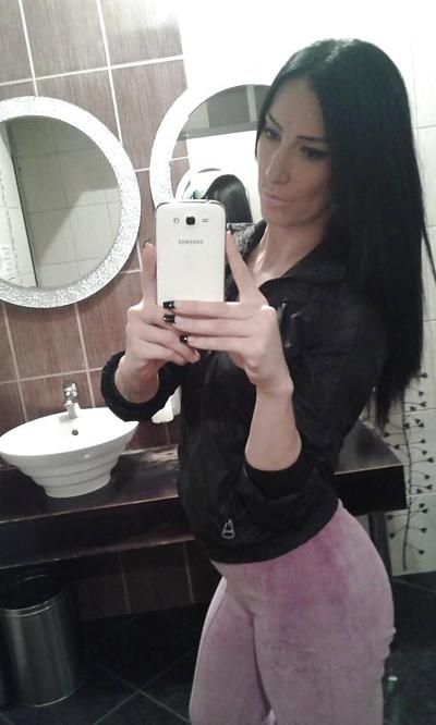 25P Najveca drolja u gradu Adna - 私の町で一番大きなふしだらな女 Adna