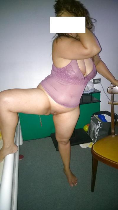 7P Milf latina de culo grueso