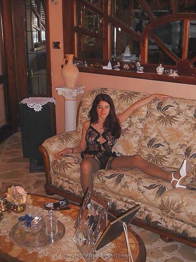 16P Hot italian slut from 2002