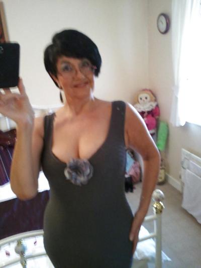 17P Gina's friend Jean Asked Us To Post Her Selfies