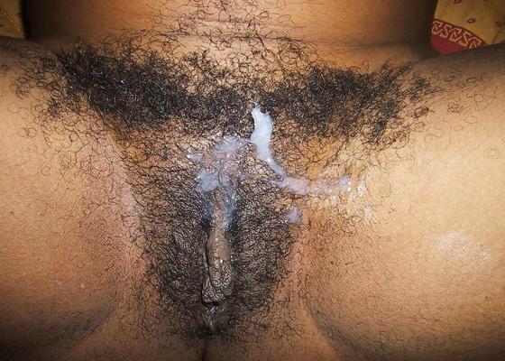 24P A little sprinkle of jizz for that Hairy pussy