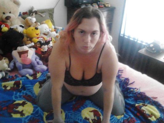 25P Playing with my pussy to hot sexy girls in playboy book