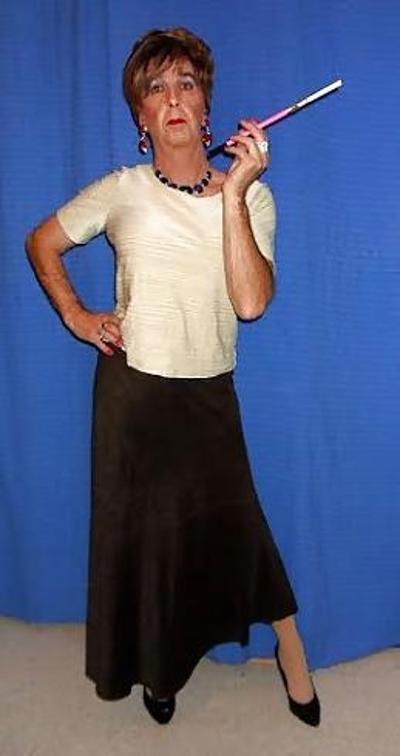 15P Master's Mature Tranny Housewife 