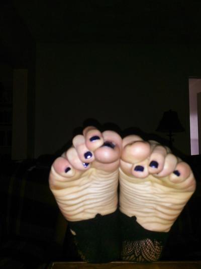 7P My sexy metallic blue toes covered in cum