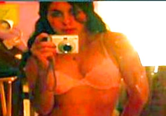 8P An american girl called Caitlyn B.