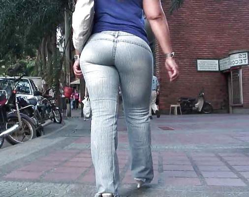 25P Candid, spandex, tihgt jeans, trouser asses