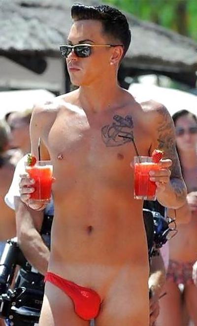 25P Men and boys in underwear