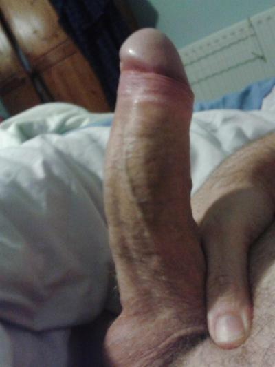 11P HIS PRIVATE PHONE PHOTOS