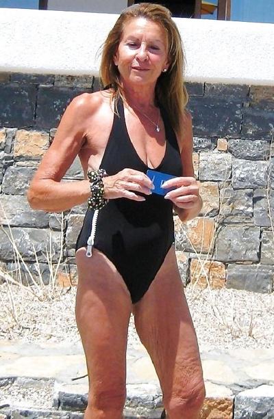 25P Beautyfullst grannys non nude 