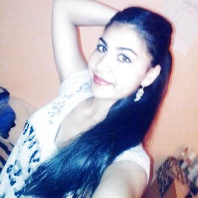 14P Beuatiful turkish teen! Is she a virgin?