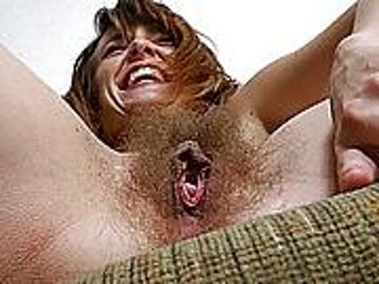 13P Hairy pussylips