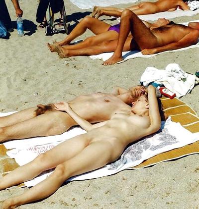 25P Nude Beach Teens