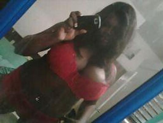 11P Ebony busty girlfriend