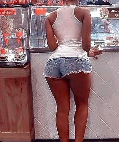 12P Cut off Jeans