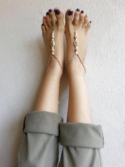 25P Hippie Goddess Feet 