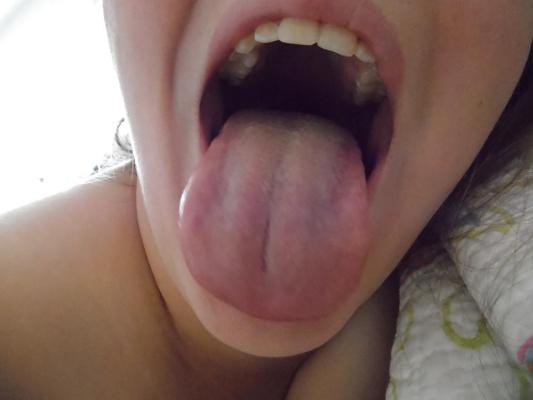 14P Avaler du sperme après avoir sucé ma bite