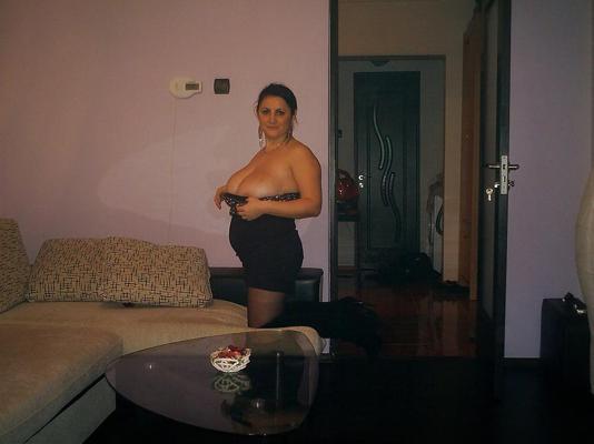 19P Big Boobs Amateur 1