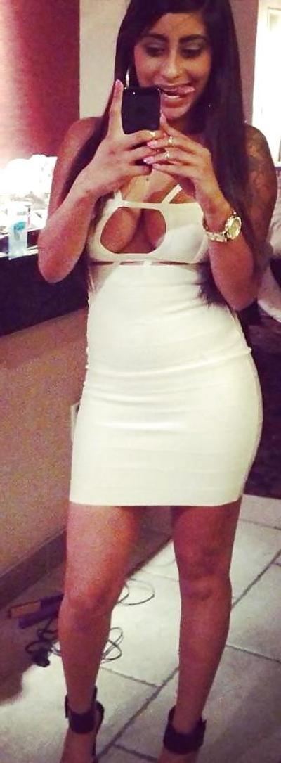25P How Would You Fuck This Thick Busty latina